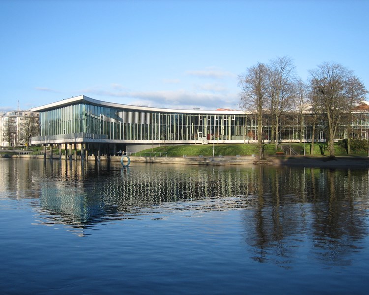 Stadsbiblioteket Halmstad_fasad02.JPG